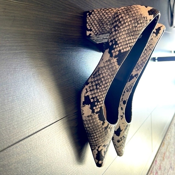 Zara Heels Snake Skin Pattern - Picture 2 of 3